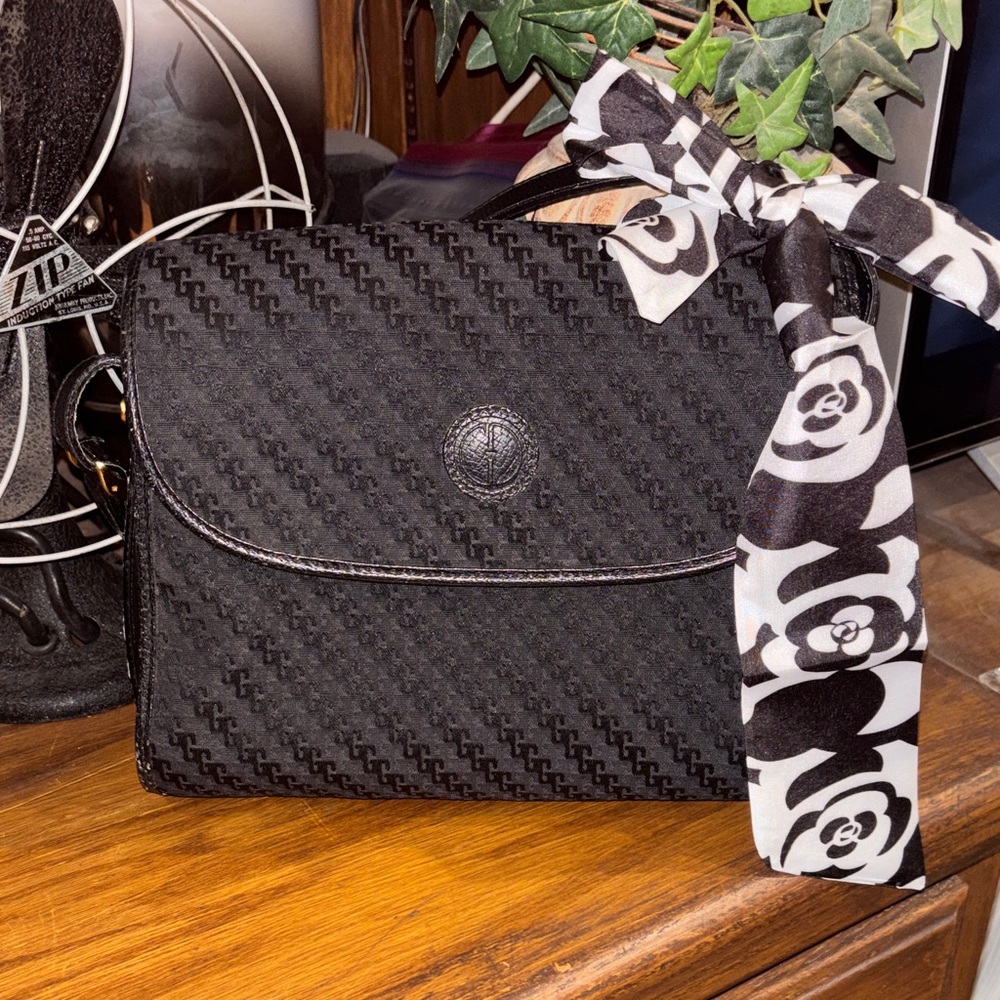 Gucci vintage micro GG Black canvas shoulder bag